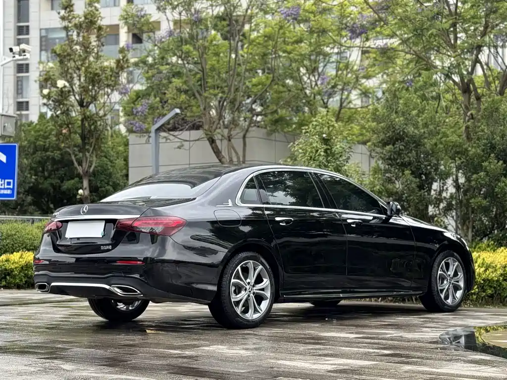 Mercedes-Benz E-Class 2022 facelift E 300 L sporty and stylish купить на сайте DeffCars