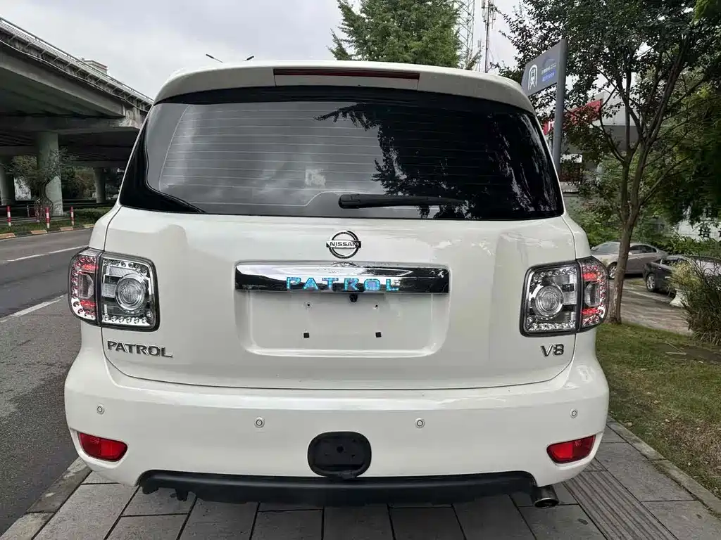 Patrol 2018 4.0L LinkedIn model купить на сайте DeffCars