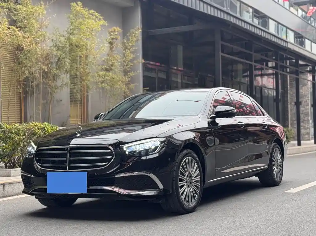 Mercedes-Benz E-Class 2023 E 300 L Luxury Model купить на сайте DeffCars