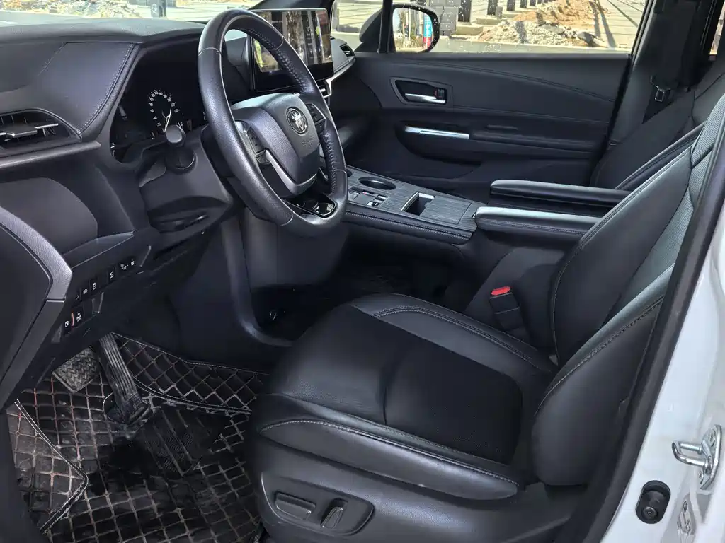 SIENNA 2024 2.5L hybrid four-wheel drive premium version купить на сайте DeffCars