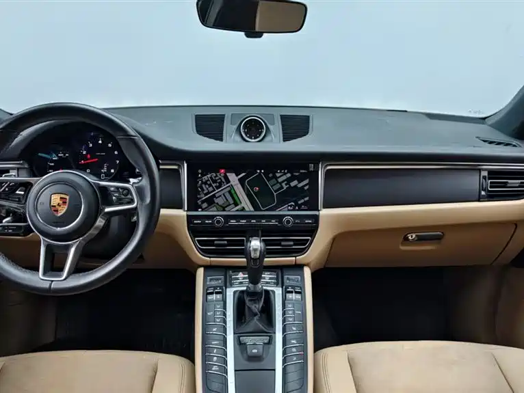 Macan 2018 Macan 2.0T купить на сайте DeffCars