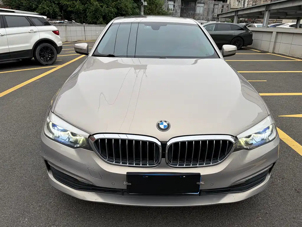 BMW 5 Series 2018 528Li Special Edition launched купить на сайте DeffCars