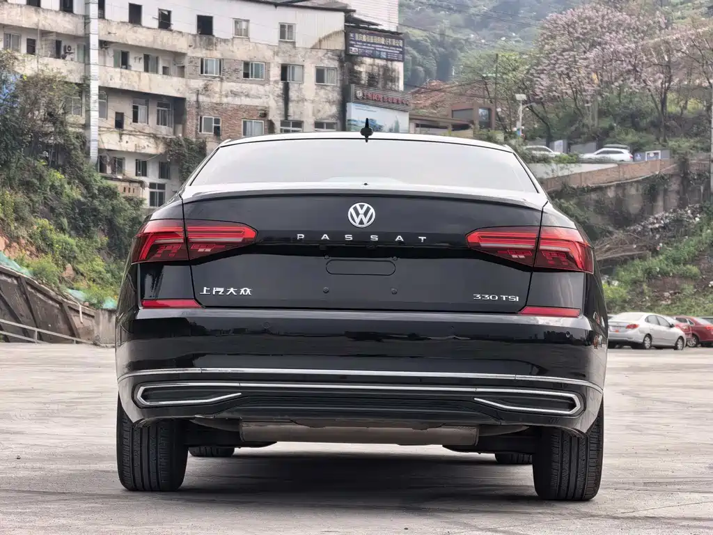 Passat 2019 330TSI Elite Edition National VI купить на сайте DeffCars