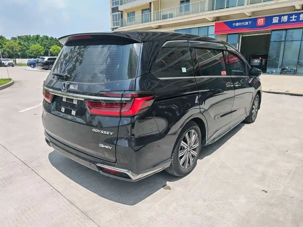 Odyssey 2024 2.0L e:HEV Rui·Lingxiang Edition купить на сайте DeffCars