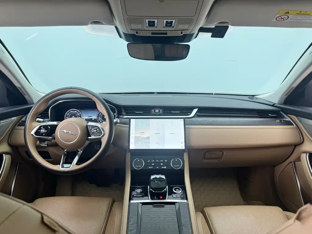 Jaguar XFL 2022 XFL 2.0T P250 two-wheel drive exclusive luxury version купить на сайте DeffCars