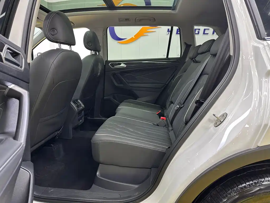 Tiguan L 2023 280TSI automatic two-wheel drive Chaochuang limited edition купить на сайте DeffCars