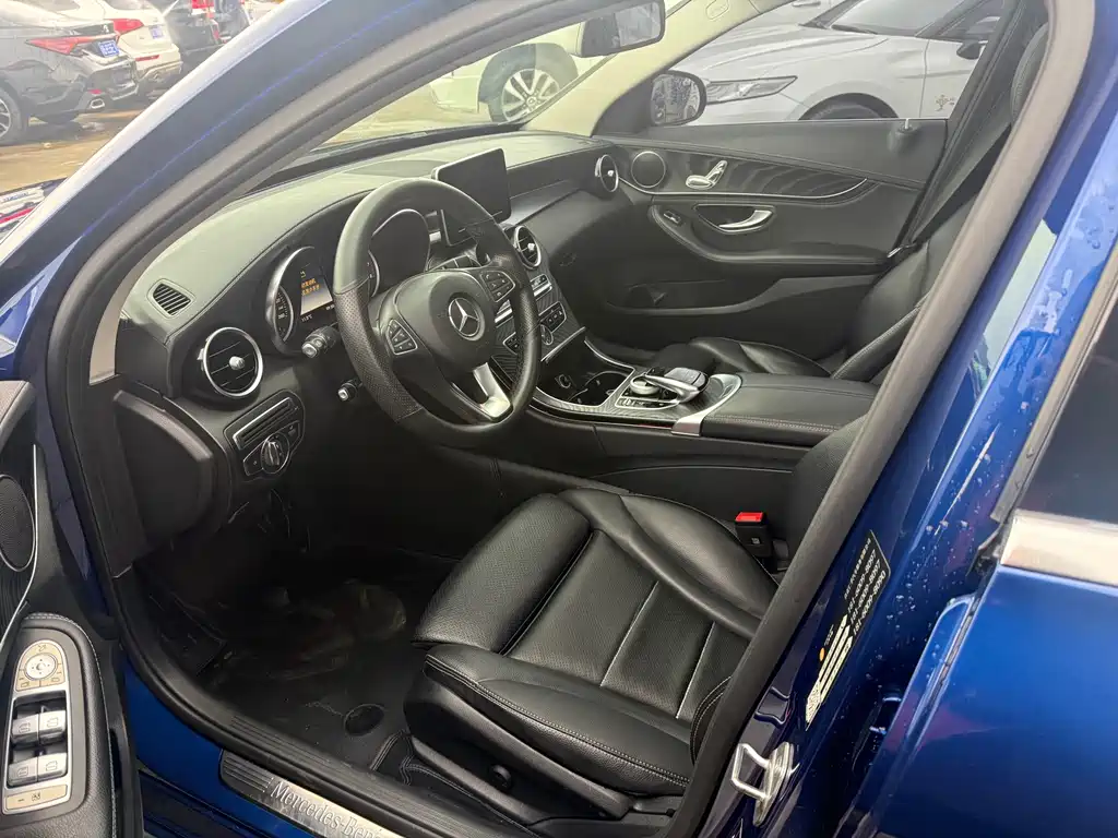 Mercedes-Benz C-Class 2018 C 180 L Fashionable Sports Edition купить на сайте DeffCars