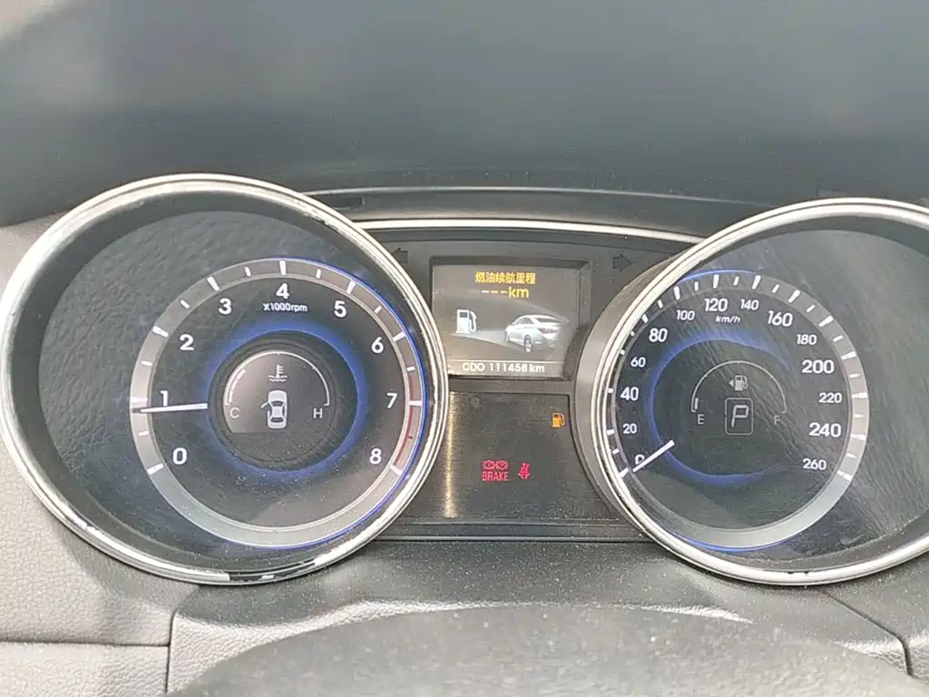 Sonata 2015 Classic 2.0L Automatic Deluxe Edition купить на сайте DeffCars