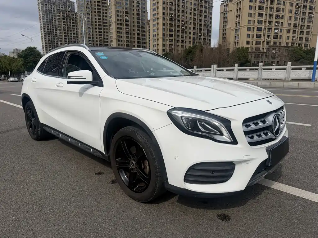 Mercedes-Benz GLA 2019 GLA 200 Fashion Model купить на сайте DeffCars