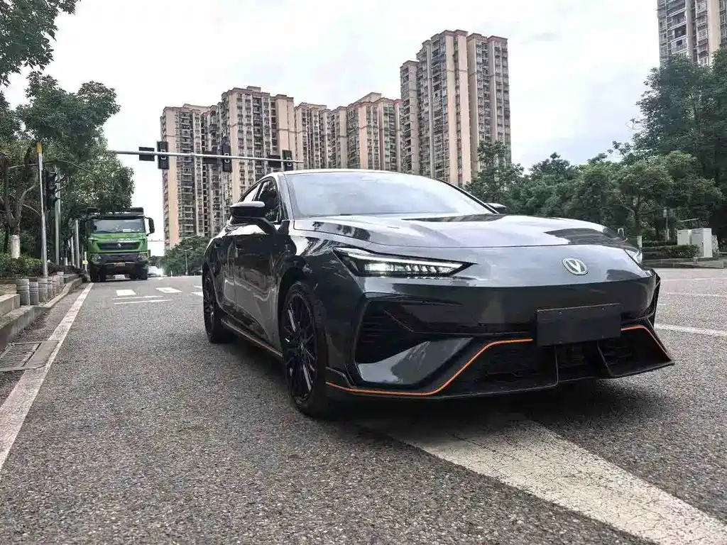 Changan UNI-V 2025 1.5T 500Bar premium sports model купить на сайте DeffCars