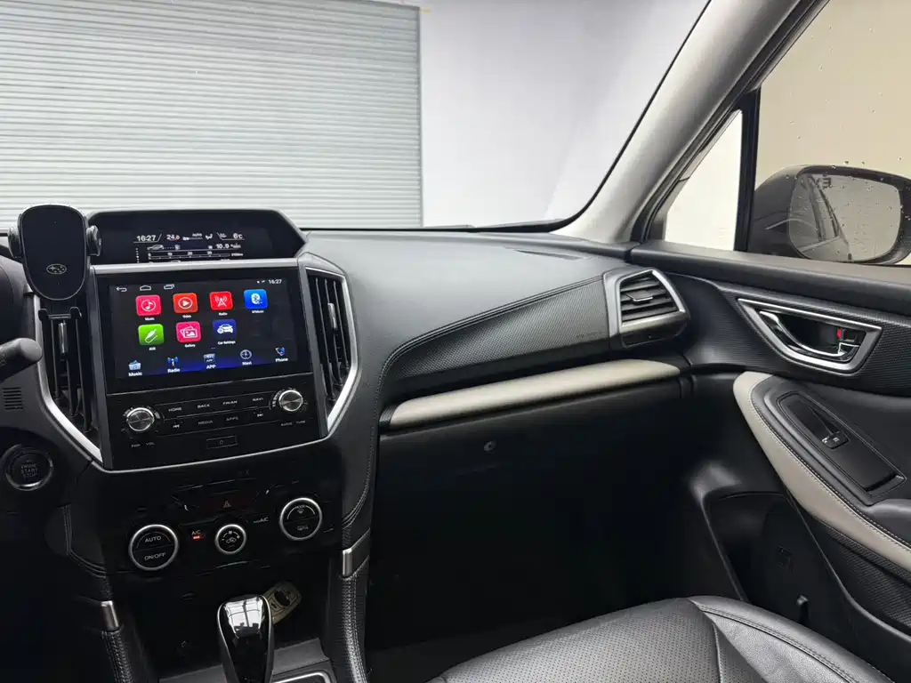 Forester 2022 2.0i AWD Deluxe Edition EyeSight купить на сайте DeffCars