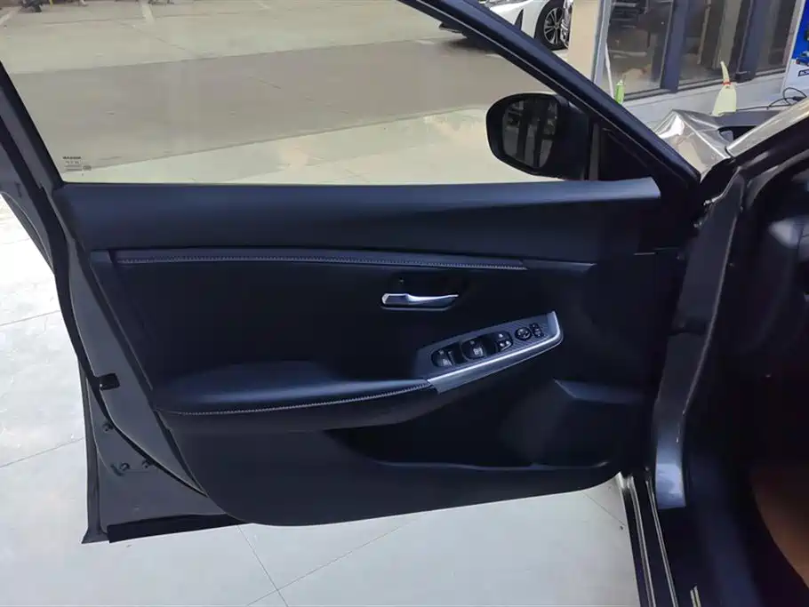 Sylphy 2023 1.6L CVT Enjoy Edition купить на сайте DeffCars