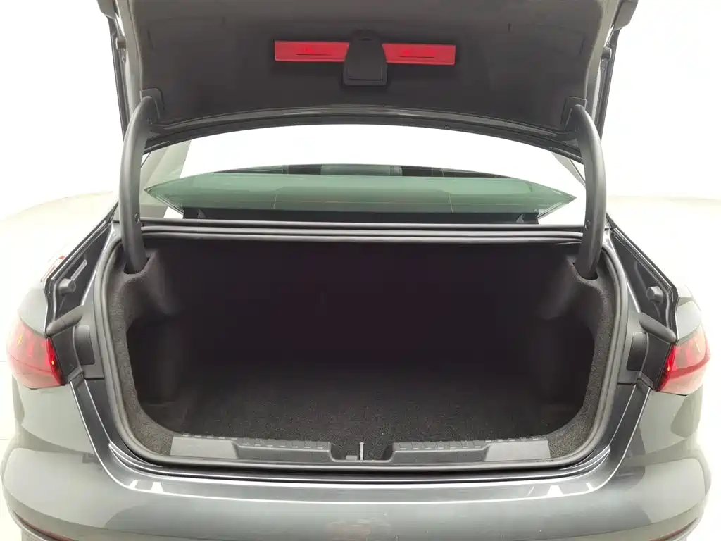 Audi A3 2021 A3L Limousine 35 TFSI Enterprising and Elegant Model купить на сайте DeffCars