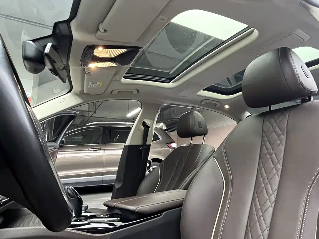 BMW 5 Series 2018 Modified 530Li Leading Luxury Package купить на сайте DeffCars