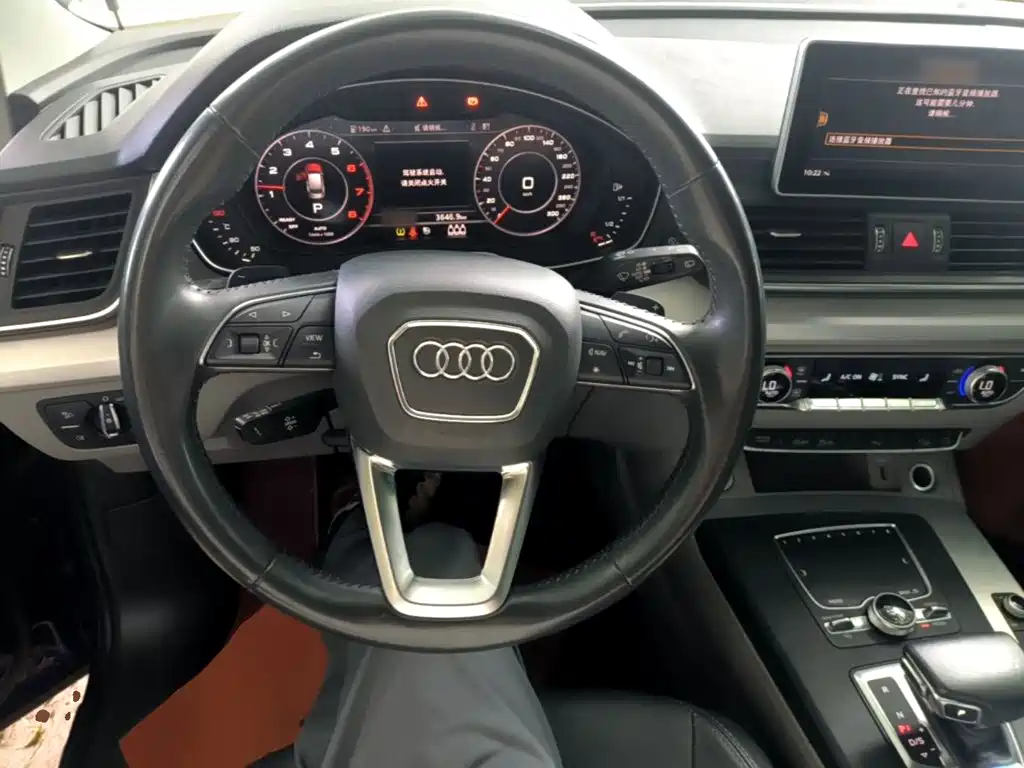 Audi Q5L 2018 40 TFSI enjoys fashionable style, National VI купить на сайте DeffCars
