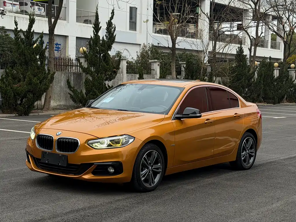 BMW 1 Series 2017 118i Sports купить на сайте DeffCars