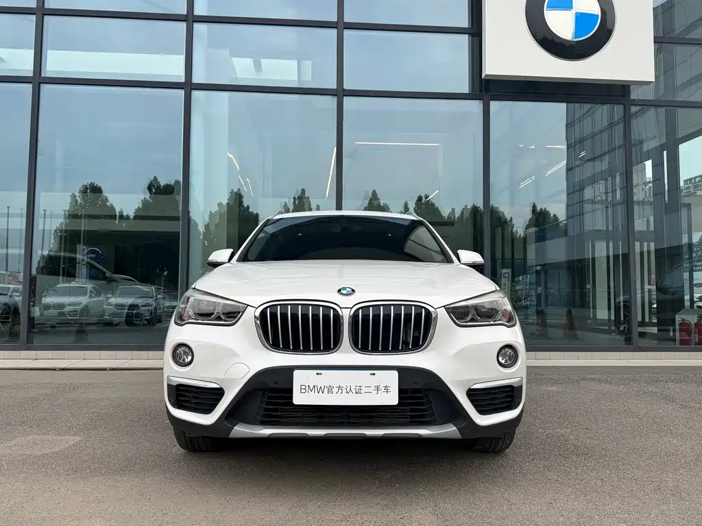 BMW X1 2019 sDrive18Li Exclusive Model купить на сайте DeffCars
