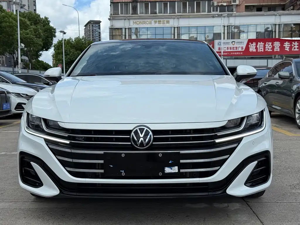 Faw CC Faw CC 2023 330TSI Dazzling Edition купить на сайте DeffCars