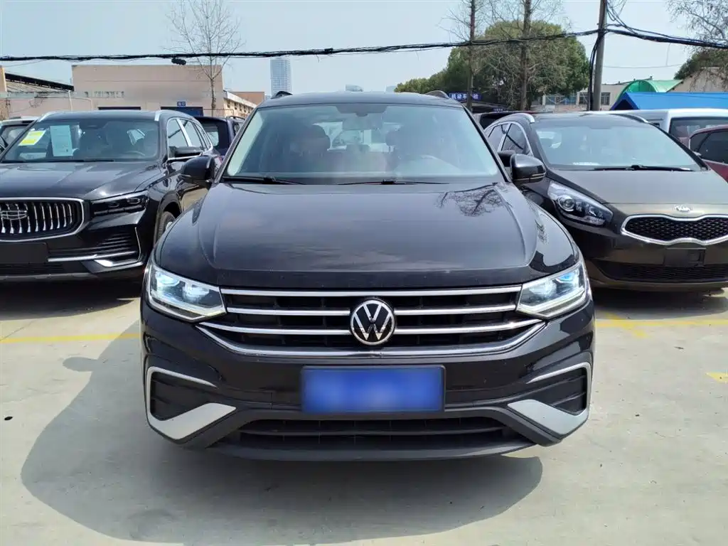 Tiguan L 2022 330TSI automatic two-wheel drive comfort version купить на сайте DeffCars
