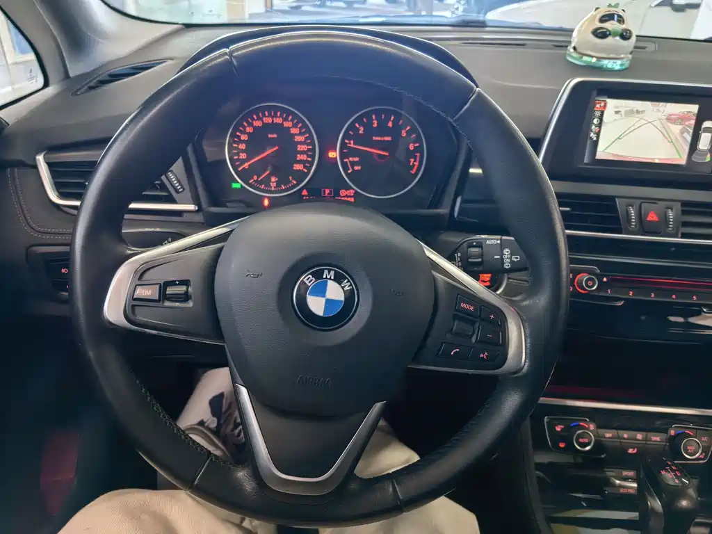 BMW 2 series station wagon imported 2015 218i sports design package купить на сайте DeffCars