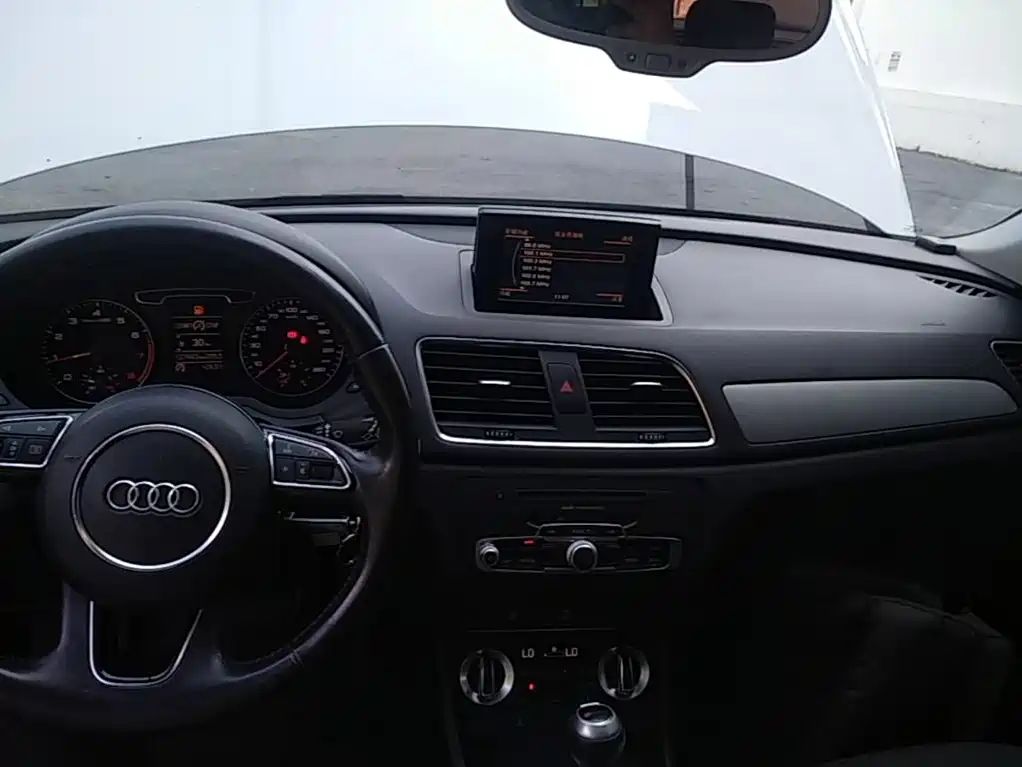 Audi Q3 2015 35 TFSI Enterprising купить на сайте DeffCars