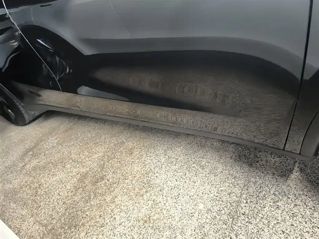 Model Y 2025 rear-wheel drive version купить на сайте DeffCars