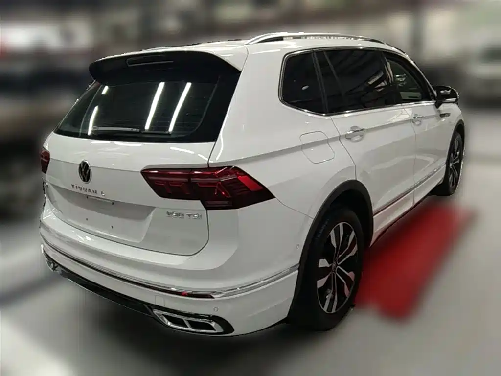 Tiguan L 2024 330TSI automatic two-wheel drive R-Line version купить на сайте DeffCars