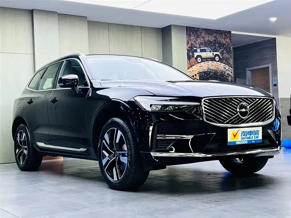 Volvo XC60 2026 B5 four-wheel drive Zhiyuan Deluxe Edition купить на сайте DeffCars