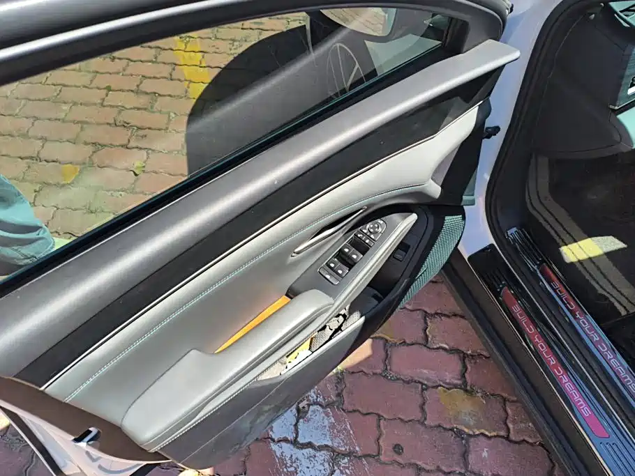 Qin L 2024 DM-i 120KM transcendent model купить на сайте DeffCars