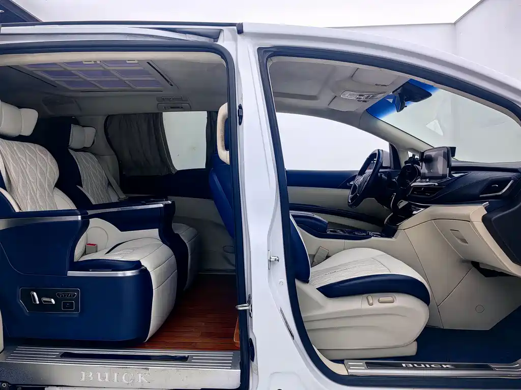 Buick GL8 2021 Land Business Class 652T Comfort купить на сайте DeffCars