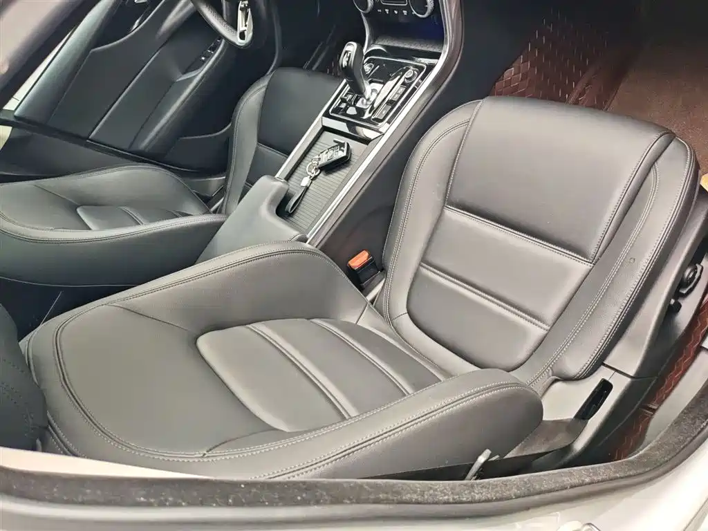 Jaguar XEL 2021 2.0T 250PS S Advanced and Elegant Edition купить на сайте DeffCars