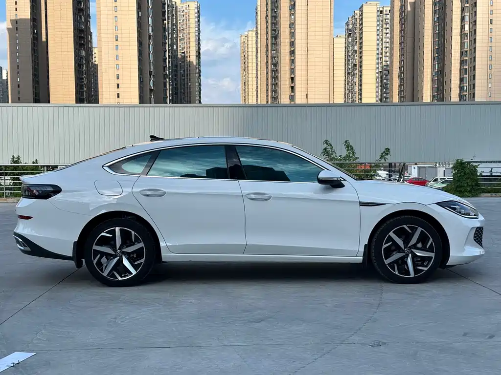 Lingdu 2022 Lingdu L 280TSI DSG Hot Edition купить на сайте DeffCars
