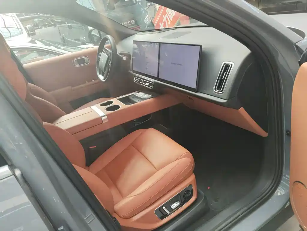 Ideal L8 2025 Ultra smart refresh version купить на сайте DeffCars