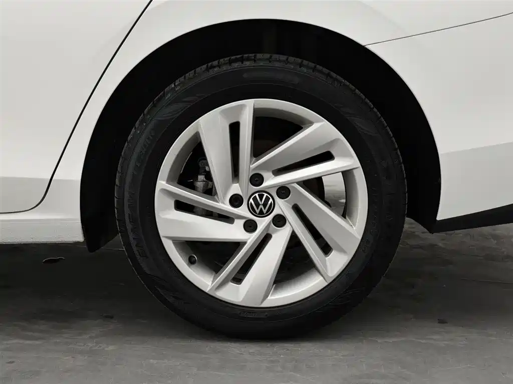Lingdu 2023 Lingdu L 280TSI DSG spicy version купить на сайте DeffCars