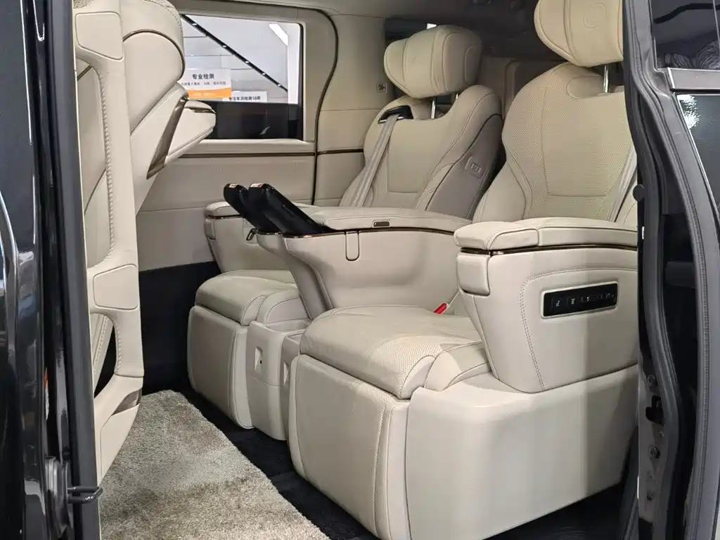 Lexus LM 2023 500h six-seater premium version купить на сайте DeffCars