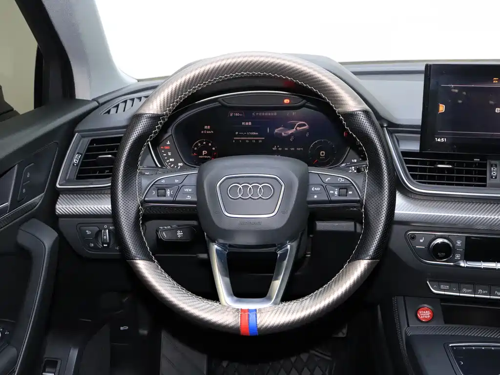 Audi Q5L 2020 45 TFSI exclusive fashion model купить на сайте DeffCars