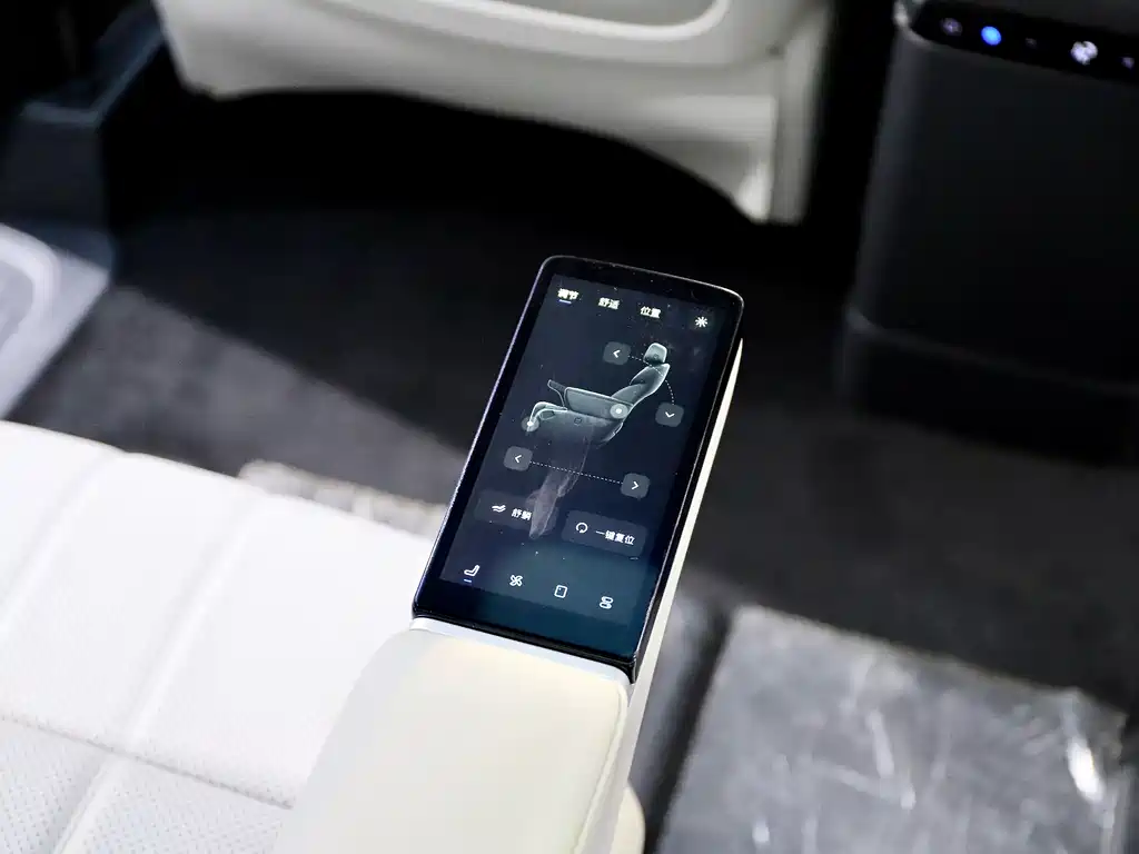 Lantu Dreamer 2025 PHEV four-wheel drive flagship Kunpeng version купить на сайте DeffCars