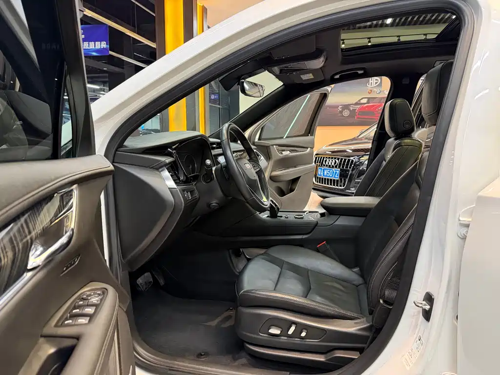 Cadillac XT6 2020 28T six-seat four-wheel drive luxury model купить на сайте DeffCars
