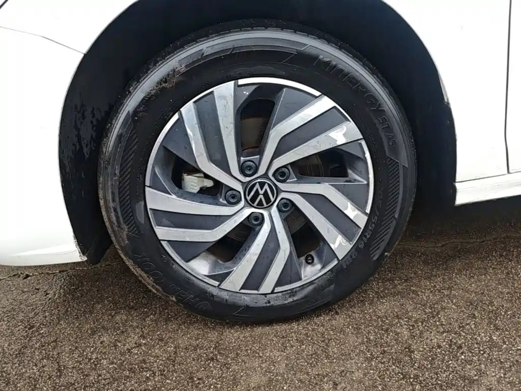 Bora 2023 200TSI DSG Yuexing Edition купить на сайте DeffCars