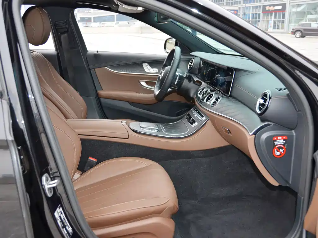 Mercedes-Benz E-Class imported 2021 facelift E 260 fashionable sports version купить на сайте DeffCars