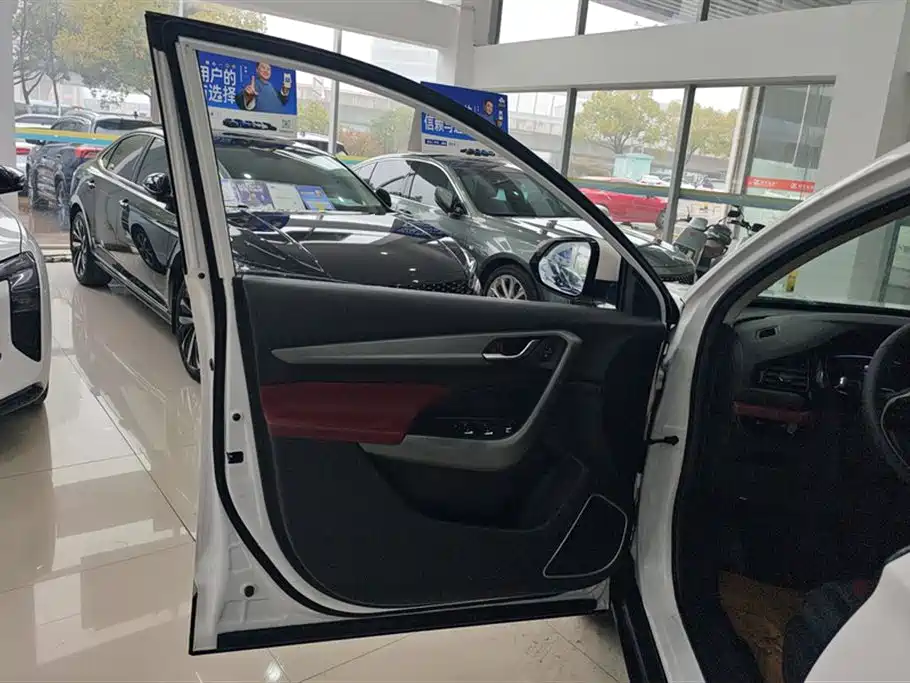 Dongfeng Fengshen AX7 2021 PRO 1.6T Automatic Smart Edition купить на сайте DeffCars