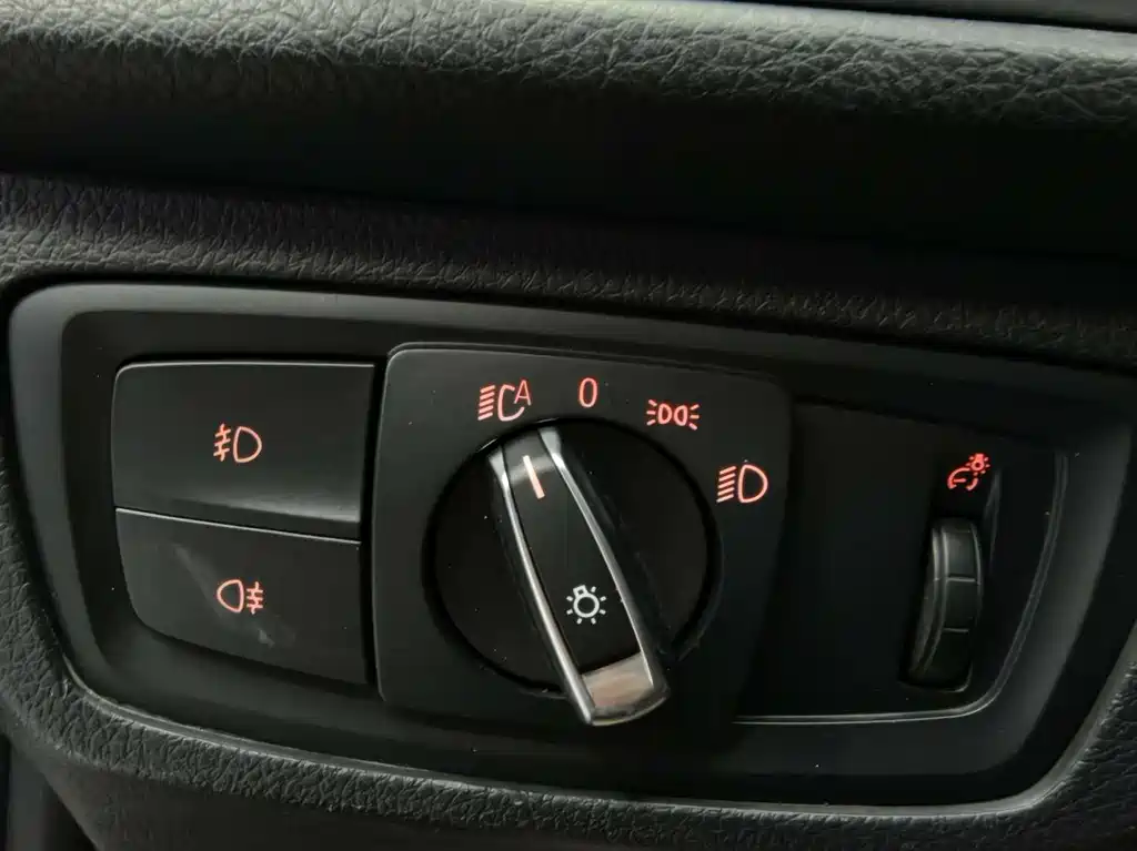 BMW 1 Series 2018 118i Sports купить на сайте DeffCars