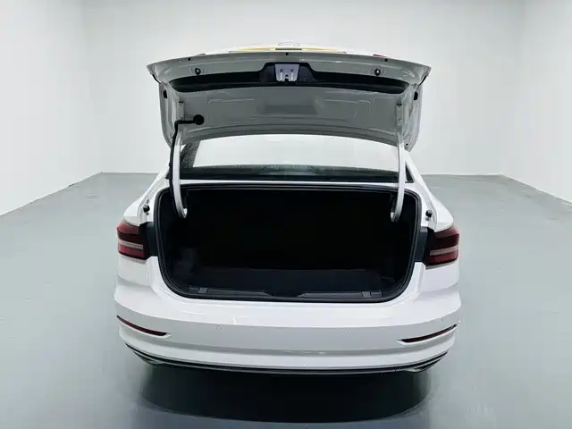 Lavida 2022 1.5L automatic comfort version купить на сайте DeffCars