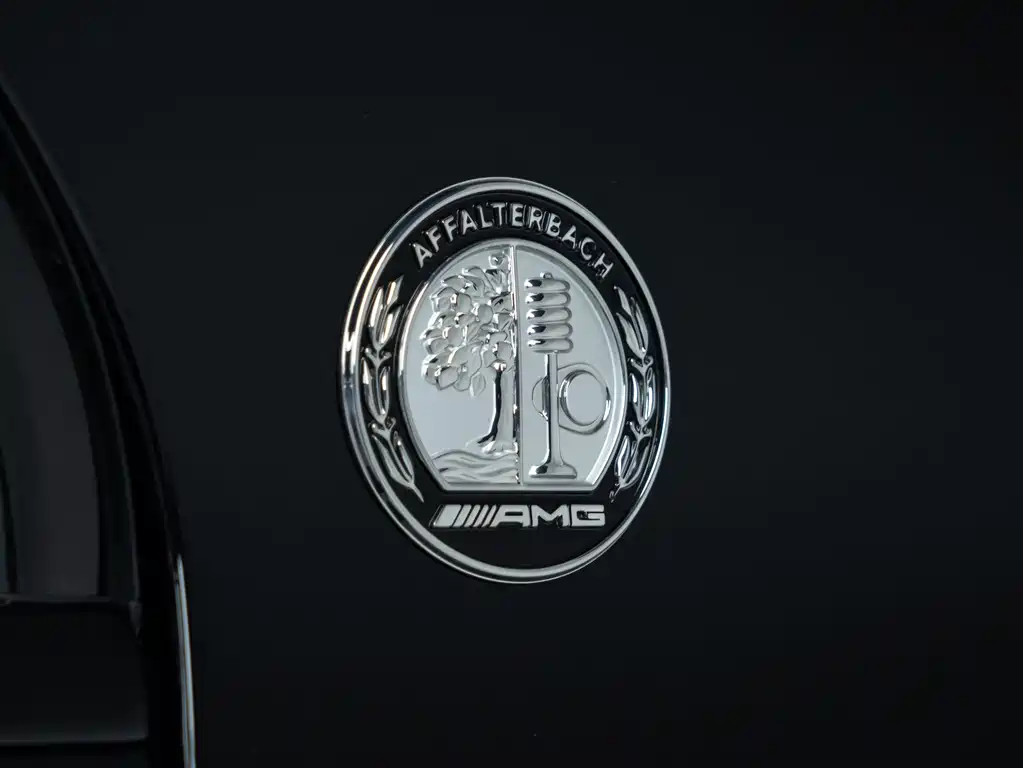 Mercedes-Benz A-Class AMG 2025 facelift AMG A 35 L 4MATIC купить на сайте DeffCars