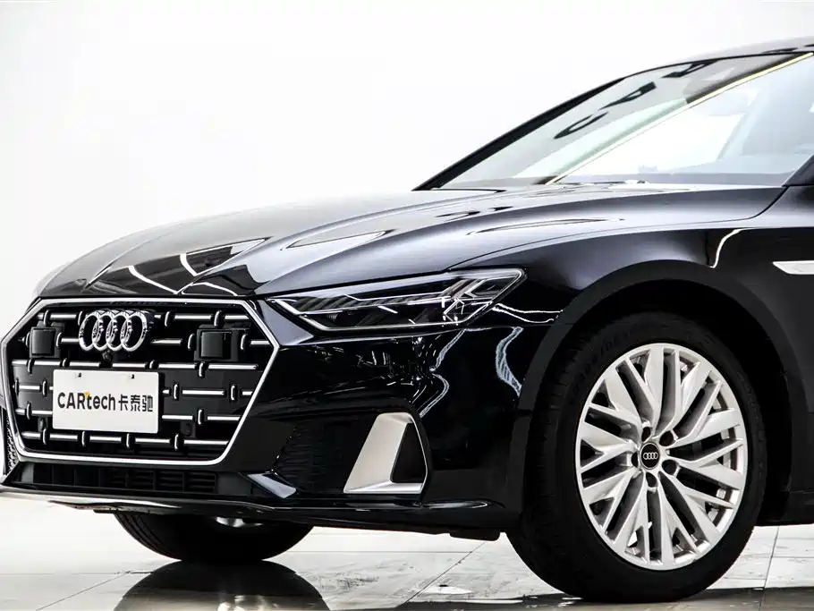 Audi A7L 2024 45TFSI S-line Dream Building Liquid Crystal Package купить на сайте DeffCars
