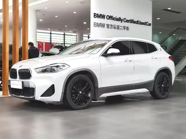 BMW X2 2021 sDrive25i leading M sports package купить на сайте DeffCars