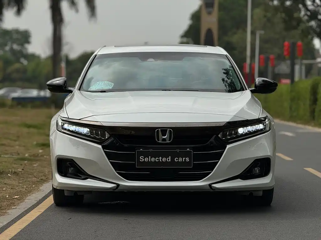 Accord 2022 260TURBO Magic Night Premium Edition купить на сайте DeffCars