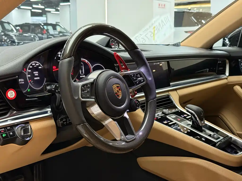 Panamera 2017 Panamera 4 Executive Extended Edition 3.0T купить на сайте DeffCars