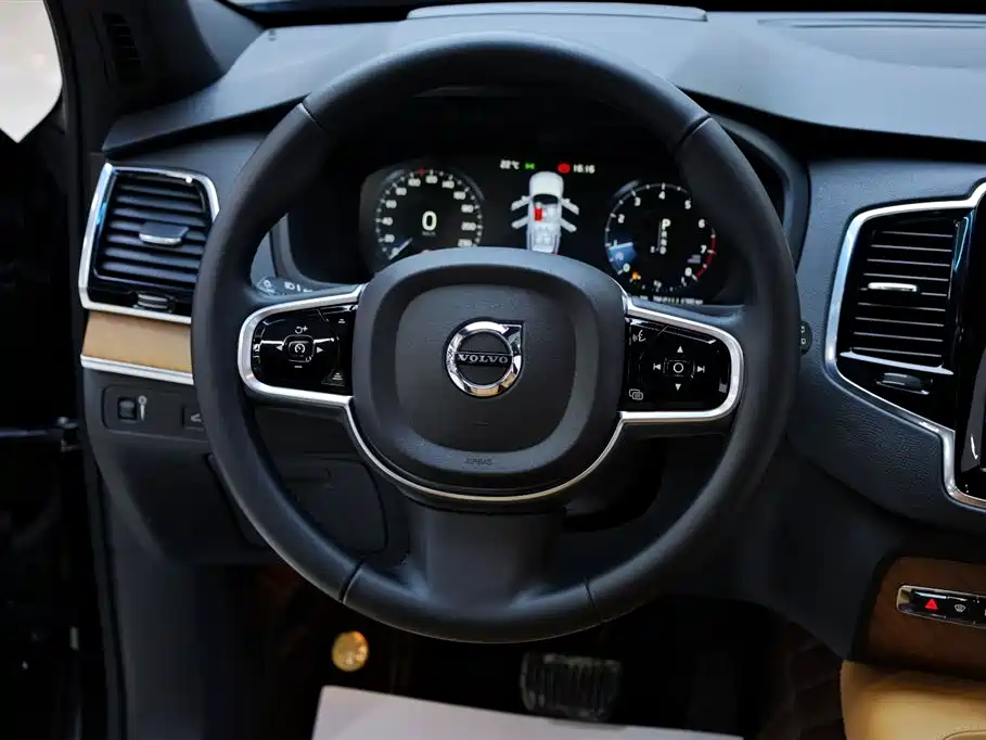 Volvo XC90 2018 T6 Zhiya Edition 7 seats купить на сайте DeffCars