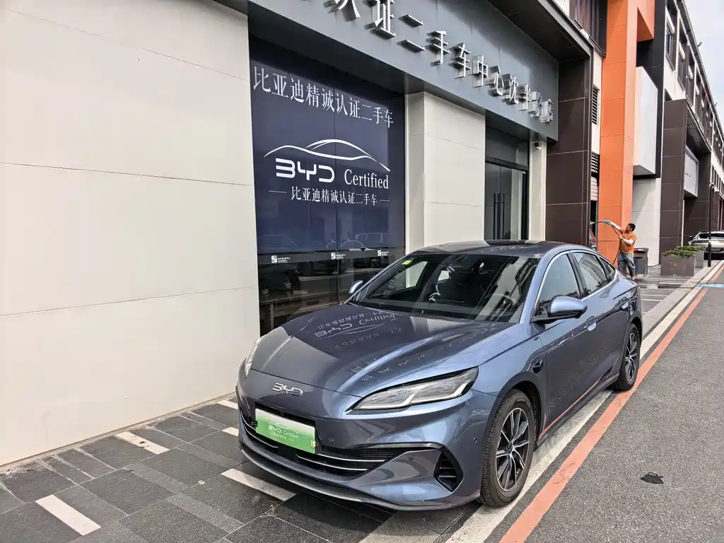 Seal 06 2025 DM-i Smart Driving Edition 120KM Premium Type купить на сайте DeffCars